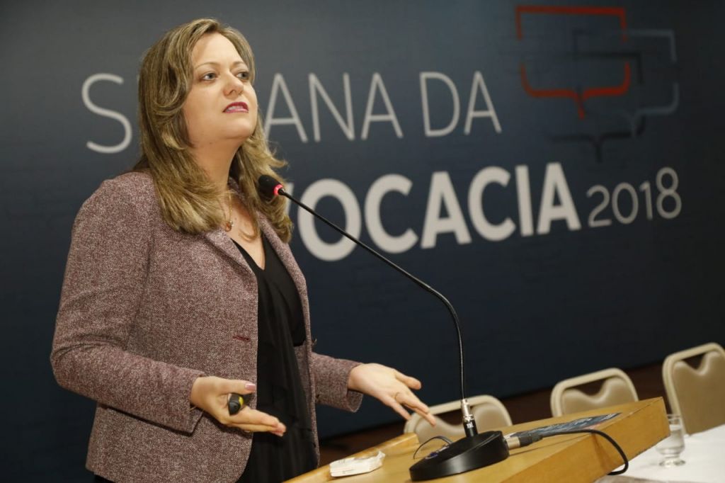 ADVOGADA FERNANDA TARTUCE