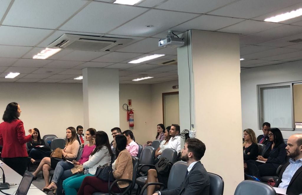 "Construir e manter uma boa imagem profissional &eacute; o primeiro passo para ter sucesso na carreira. "