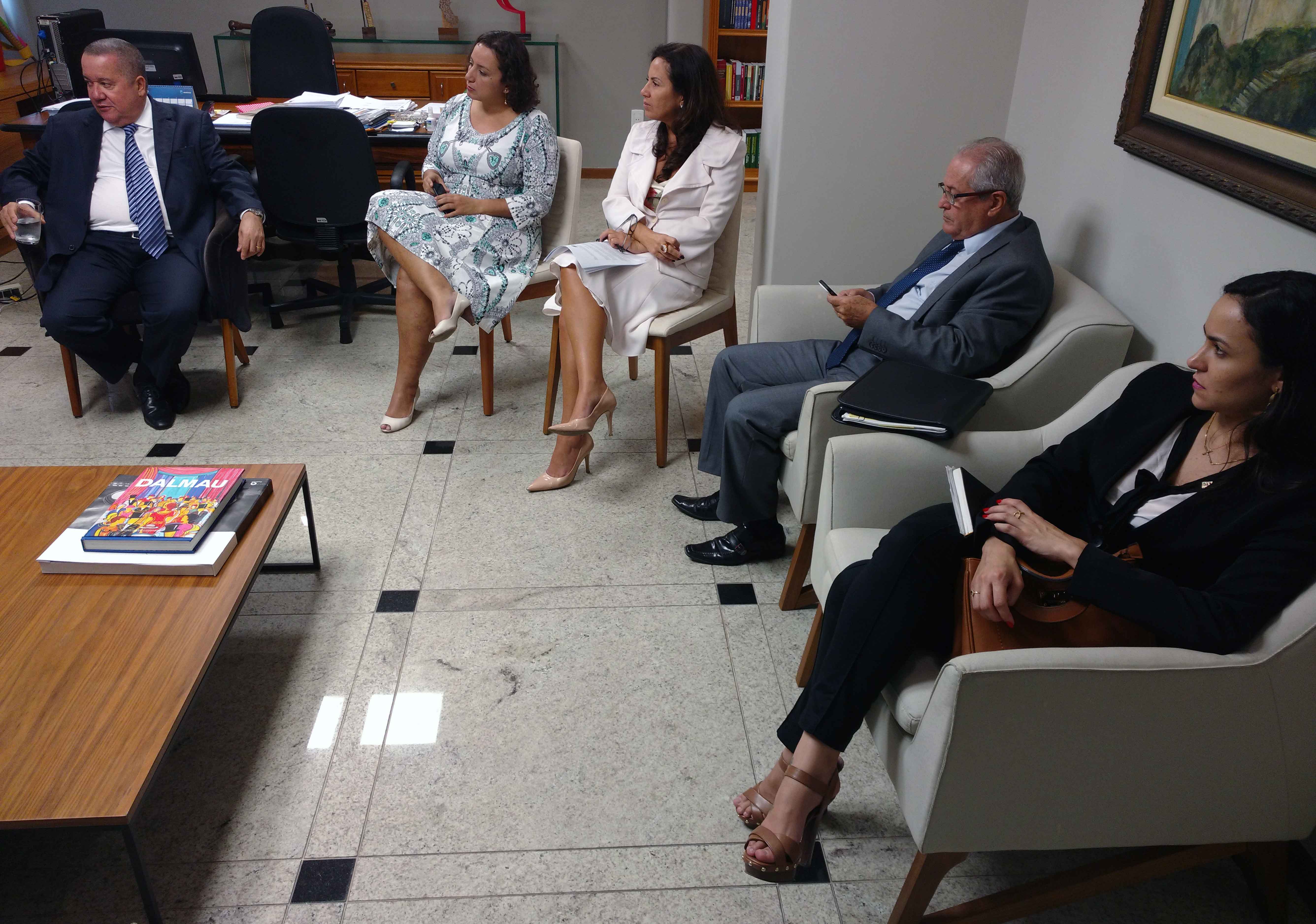 Advogados est&atilde;o preocupados com falta de assessores. Foto: Divulga&ccedil;&atilde;o. 