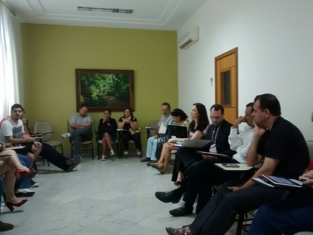 Primeira reuni&atilde;o do F&oacute;rum, na Mitra Arquidiocesana