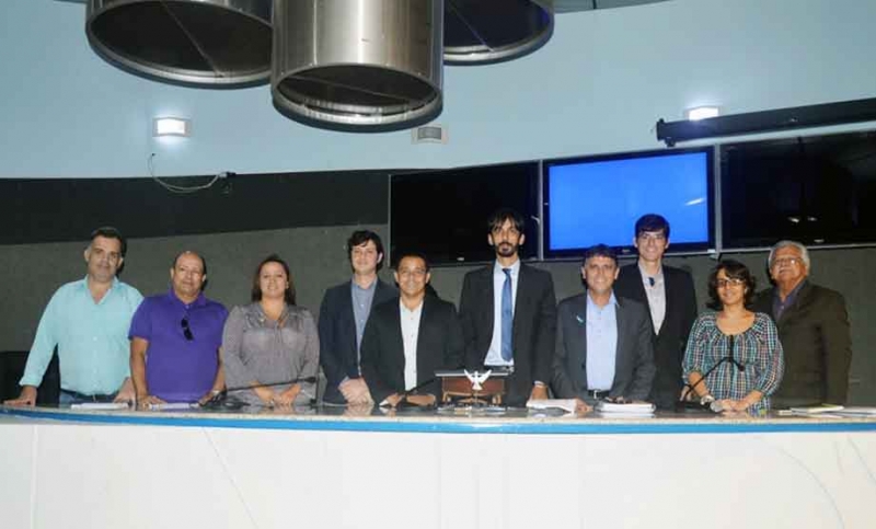 Secretária-geral adjunta da Ordem, Erica Neves participou do debate. Foto: Divulgação.