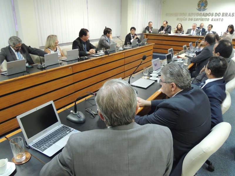 Reunião extraordinária do Conselho Seccional com a presença dos presidentes de Subseções. Foto: Divulgação.