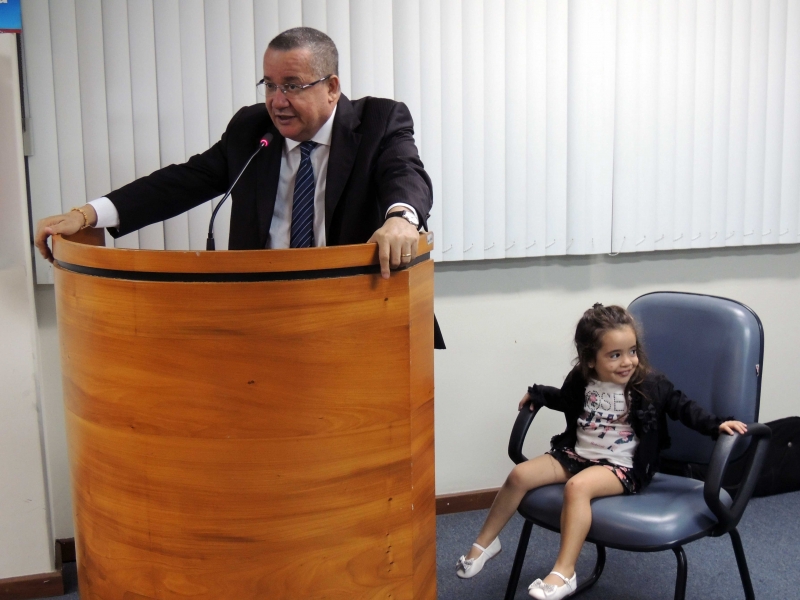 Homero convidou presentes para lançamento do MCCE nesta terça (12). Foto: Divulgação.