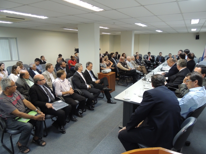 Ato Público na sede da OAB-ES - Foto: Divulgação