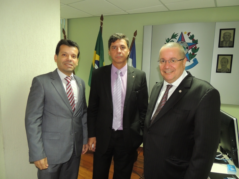 Homero Mafra, Vladimir Salles e Walace Tarcísio na sede da Sejus