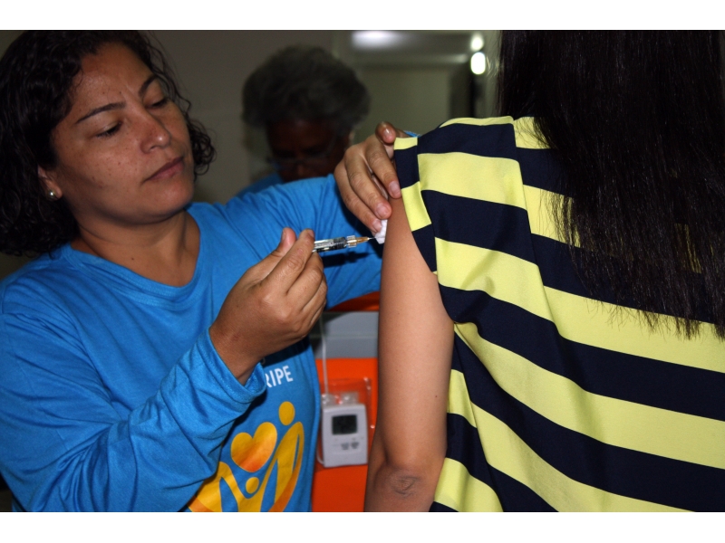 Segunda-feira de vacinação Foto: CAAES