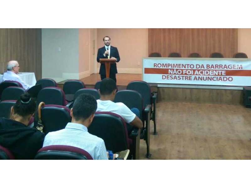 Orlindo Borges debate com comunidade de Colatina. Foto: Divulgação.