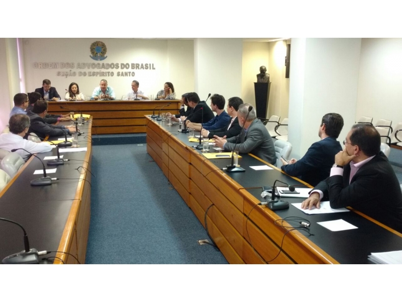 Presidentes de Subseções reunidos na sede da OAB-ES com a diretoria da Seccional. Foto: Divulgação.
