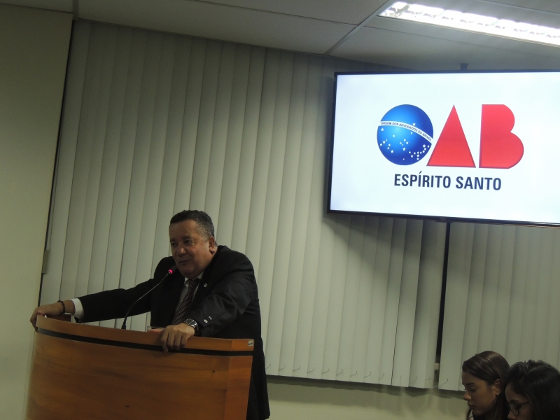 Homero Mafra falou durante entrega de carteiras aos novos advogados e advogadas, no auditório da Seccional