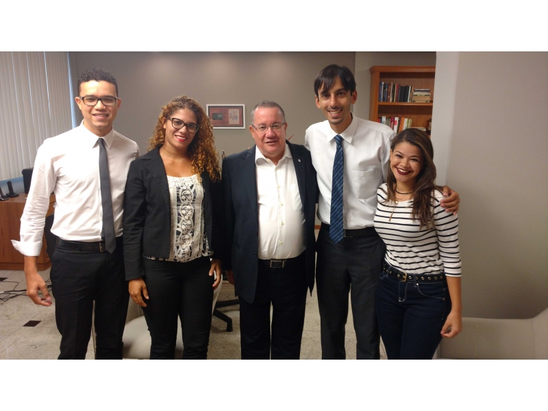 Reunião do presidente da OAB-ES, Homero Mafra, com a equipe do vereador Davi Esmael. Foto: Divulgação.