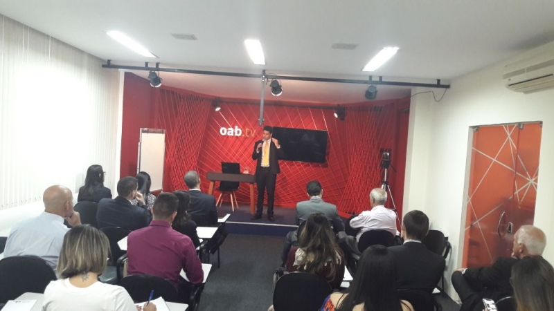 A palestra foi realizada na OAB TV
