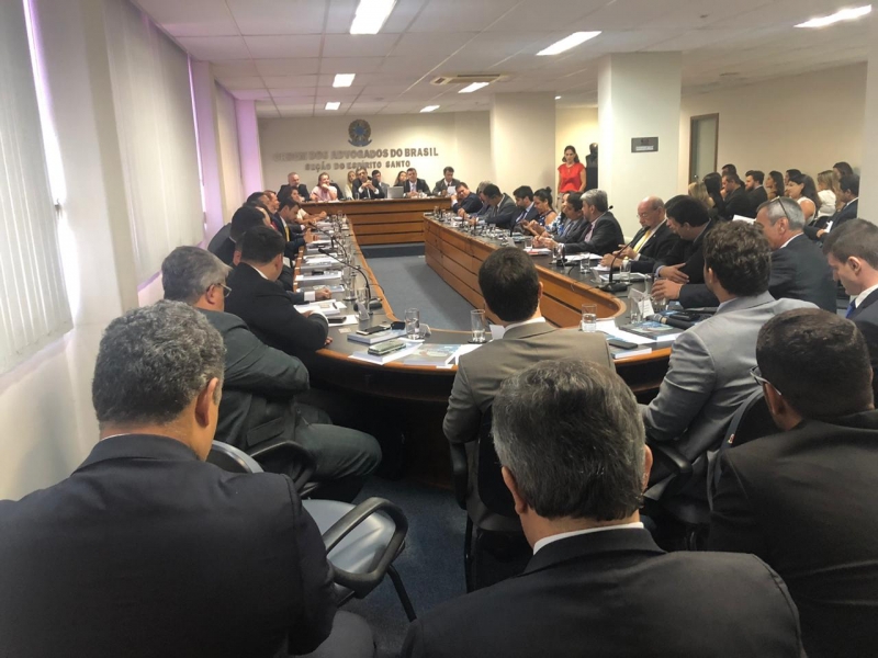 Durante a reunião, cada conselheiro teve a palavra para uma breve apresentação