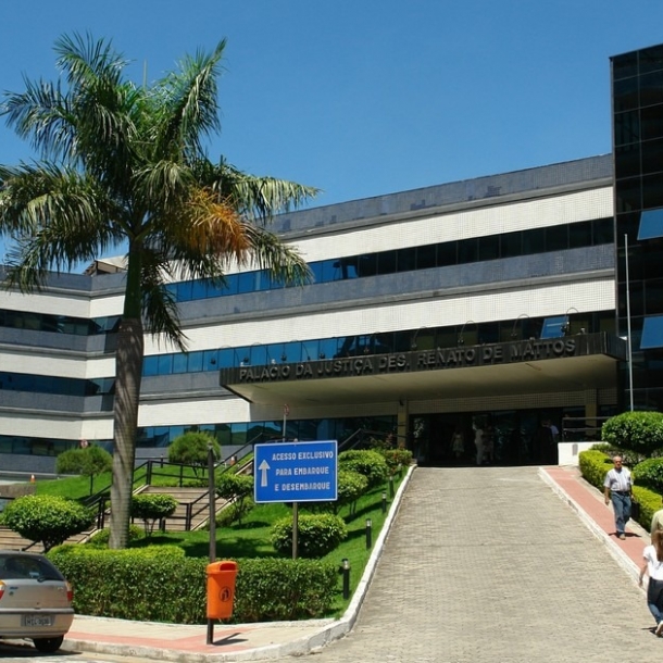 OAB-ES oficia o Núcleo de Audiência de Custódia e preserva as prerrogativas da advocacia